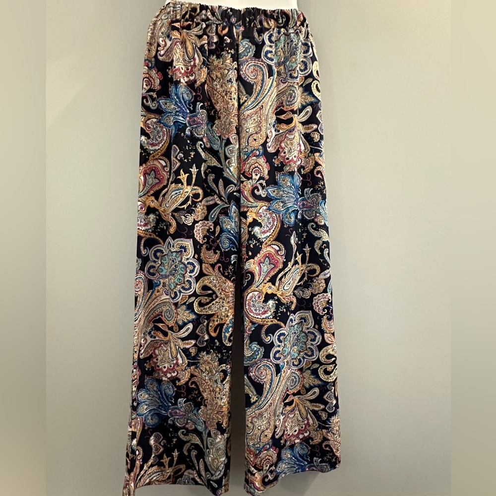 Emery Rose Boho paisley print size Large lightweight pants - Picture 2 of 5
